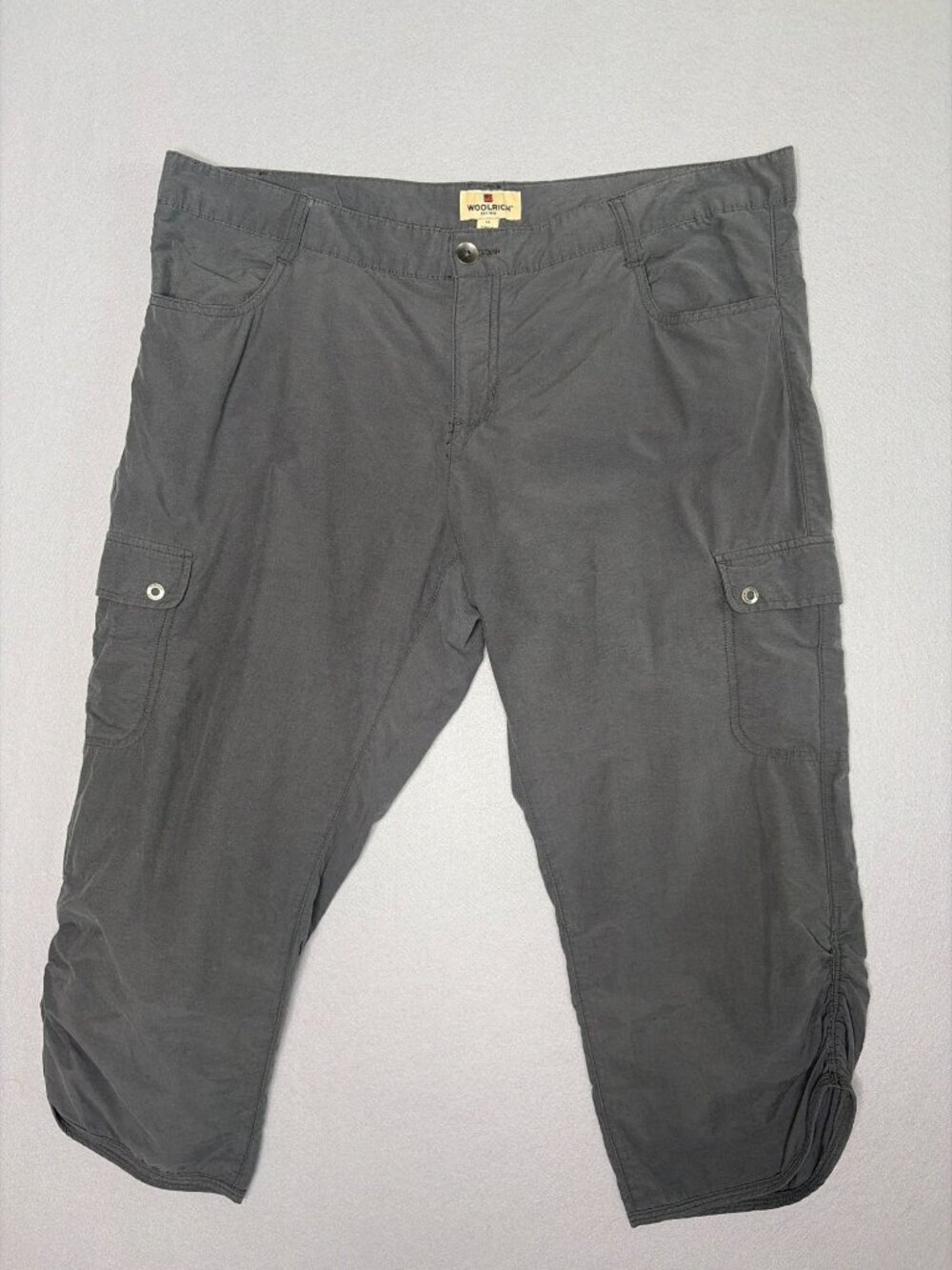 Woolrich Womens Gray Cargo Capri Pants Size 12 Lightweight Stretch Cotton